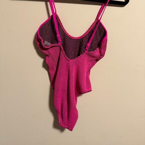 Good American Always Fits Sculpt One-Piece Swimsuit Fuchsia Pink- Size 1/2 (S/M) - Picture 7 of 10